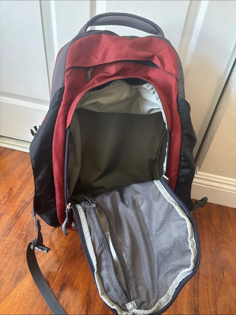 Osprey Porter 46 Bag Red Travel Packback